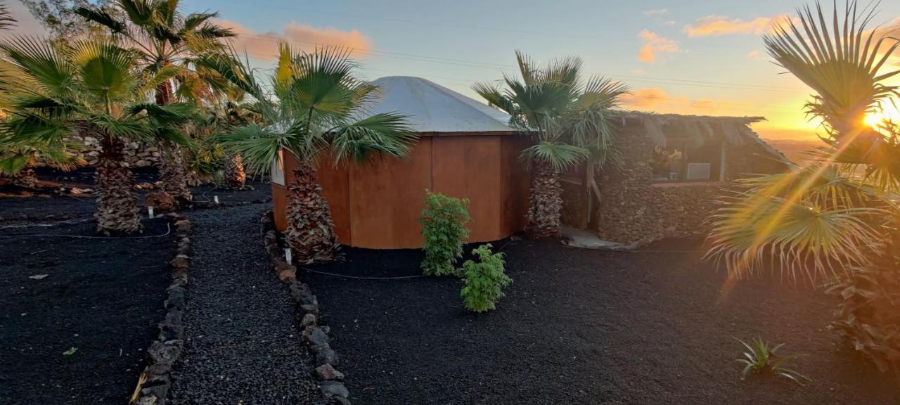 Gemuetliche Holzjurte La Asomada Lanzarote Leilighet Tías Eksteriør bilde